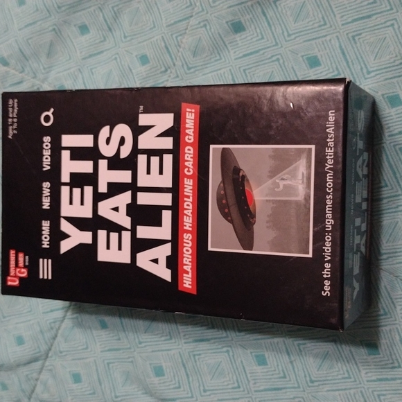 Yeti eats alien card game - Picture 1 of 3